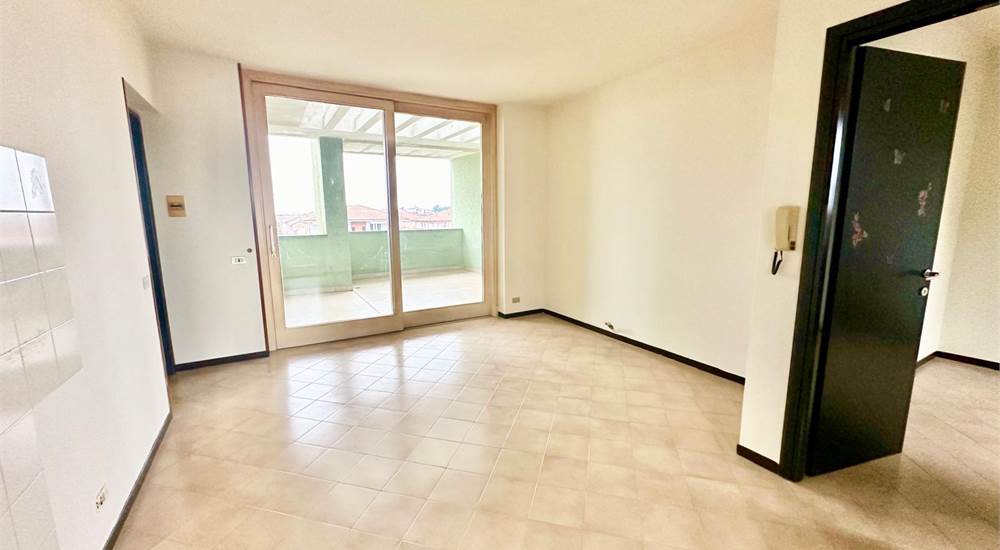 Zona giorno con angolo cottura