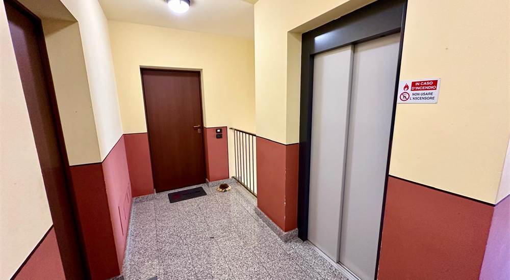 Vano scala con ascensore