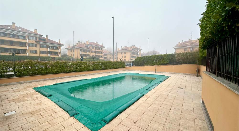 Piscina condominiale 