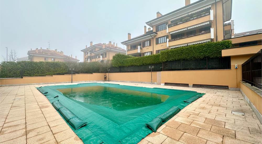 Piscina condominiale 