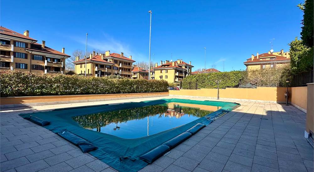 Piscina condominiale 