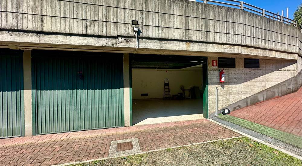 Esterno