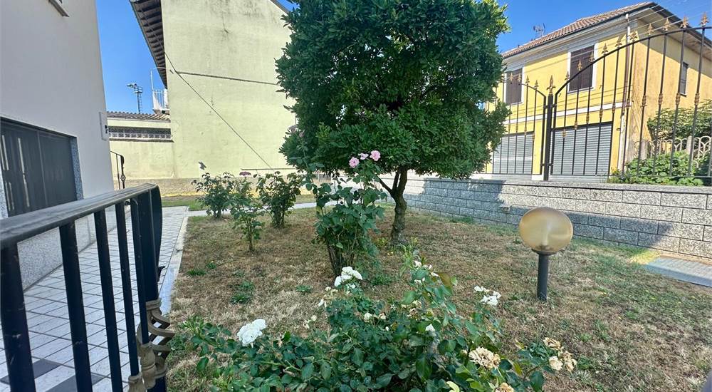 Esterno