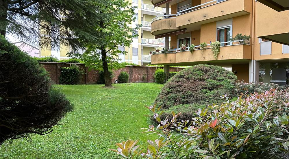 Giardino condominiale